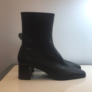 Zara Size 36 black booties